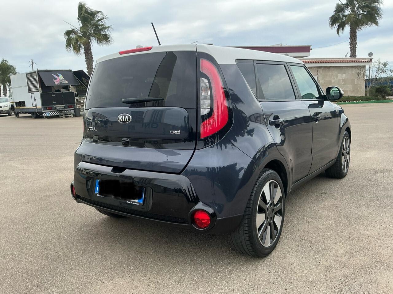 KIA SOUL 1.6 CRDI 136 Cv STRAFULL BI-COLOR 10/2016