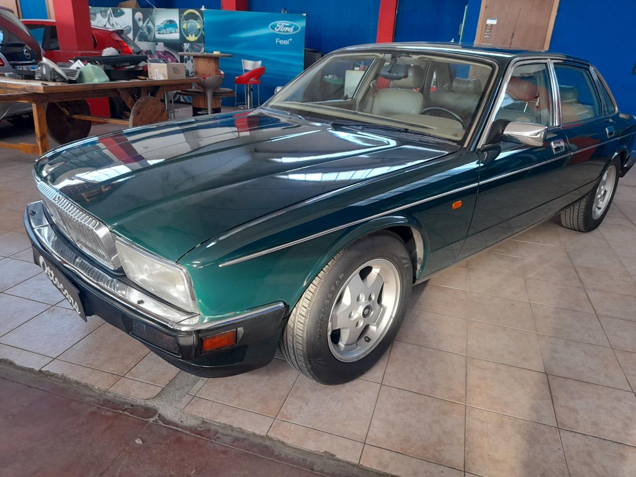 Jaguar Daimler 4.0