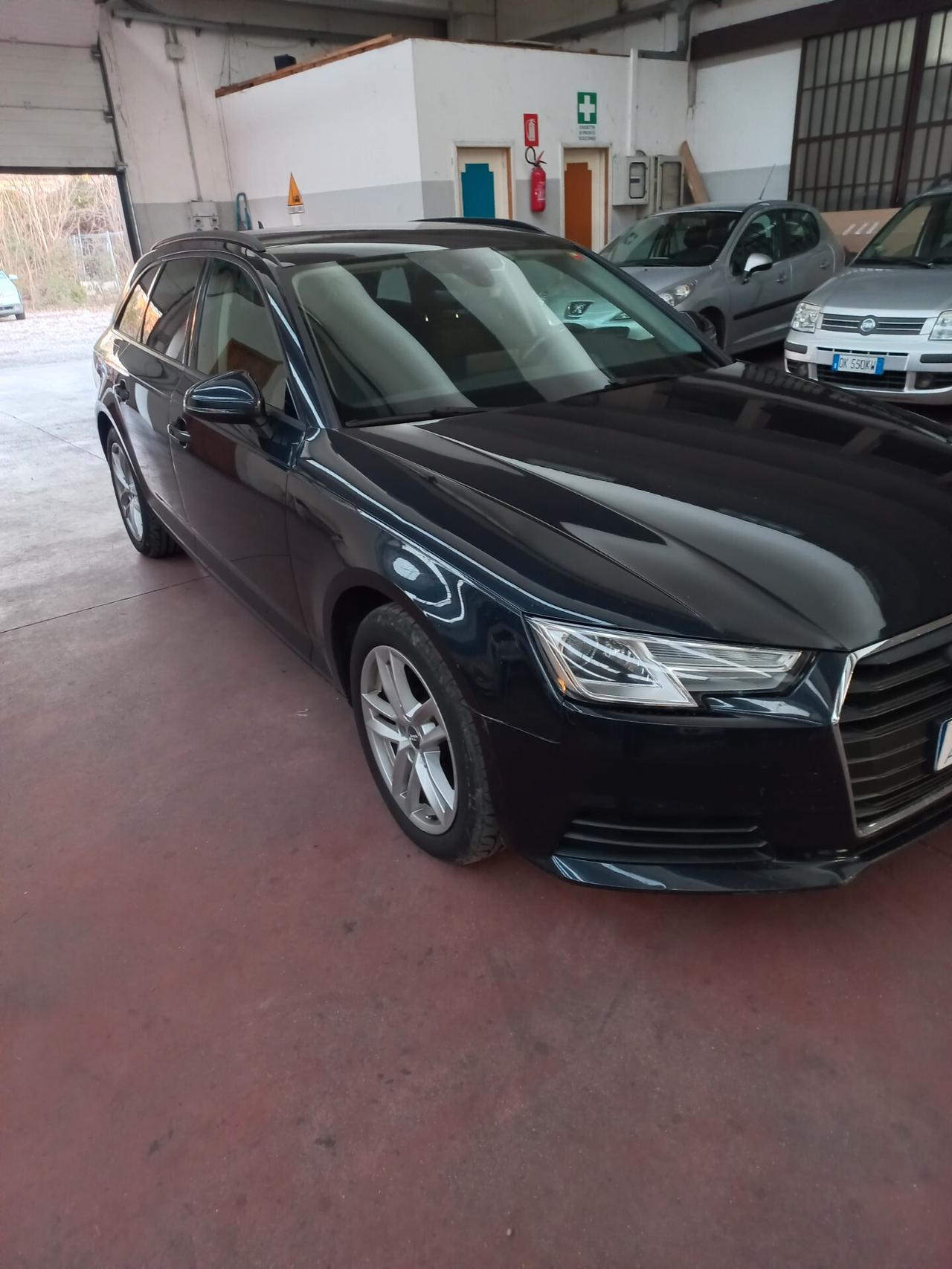 Audi A4 Avant 2.0 TDI 122 CV S tronic Business