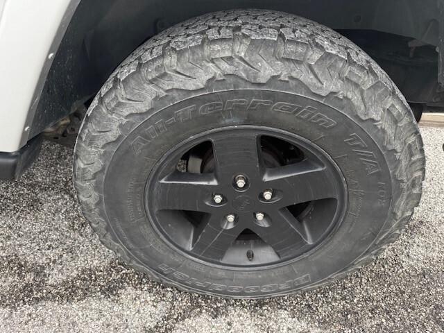 Jeep Wrangler 2.8 CRD Sahara Auto-GANCIO TRAINO