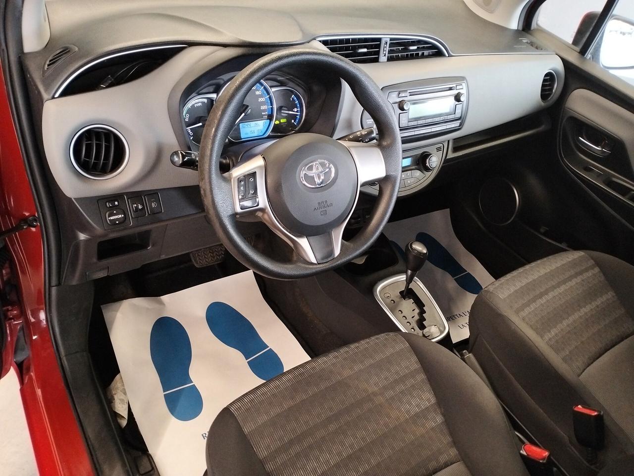 Toyota Yaris 1.5 Hybrid 5 porte Cool