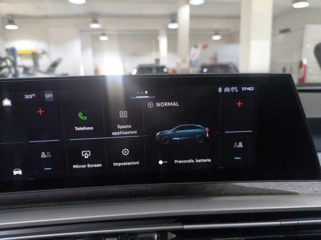 PEUGEOT e-3008 - motore elettrico (73kWh) 210 CV Allure Busin