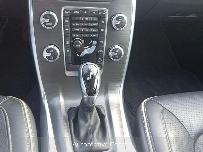 Volvo XC70 D4 AWD Geartronic Summum