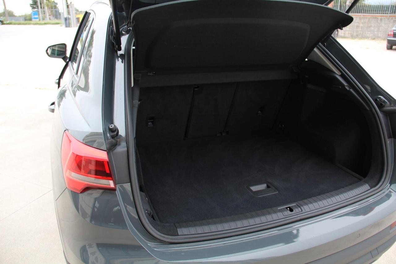 Audi Q3 TDI quattro S tronic Business Advanced (KW 110-CV150)