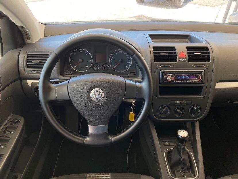 Volkswagen Golf 1.9 TDI DPF 5p. Sportline