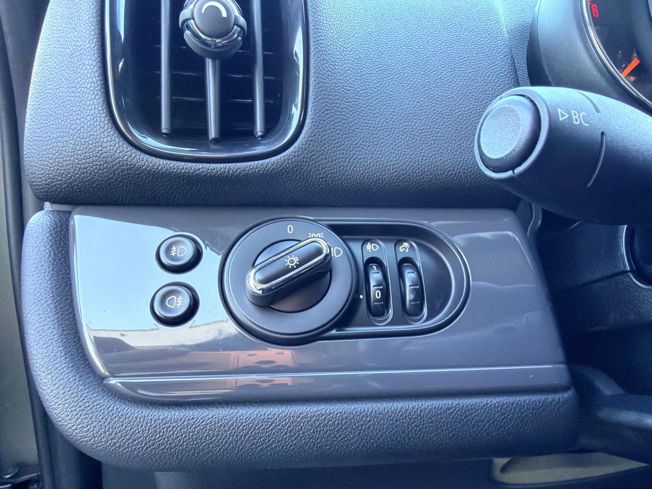 Mini Cooper D Countryman 2.0 150cv