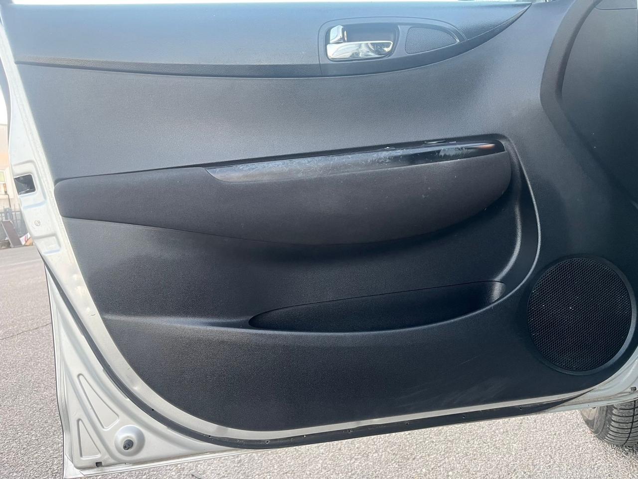 Hyundai i20 1.1 CRDi 5p. Sound Edition