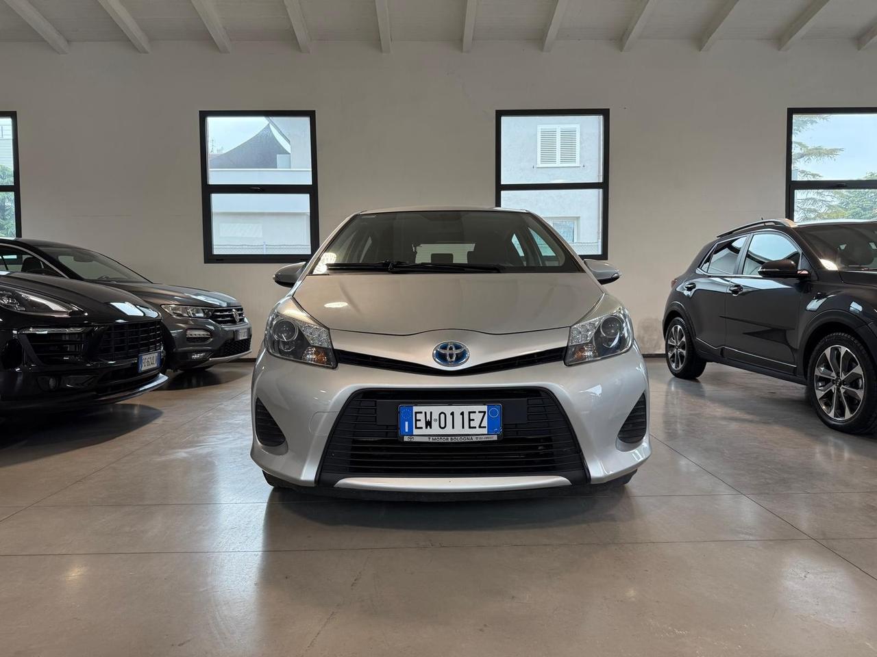 Toyota Yaris 1.5 Hybrid 5 porte Lounge Più