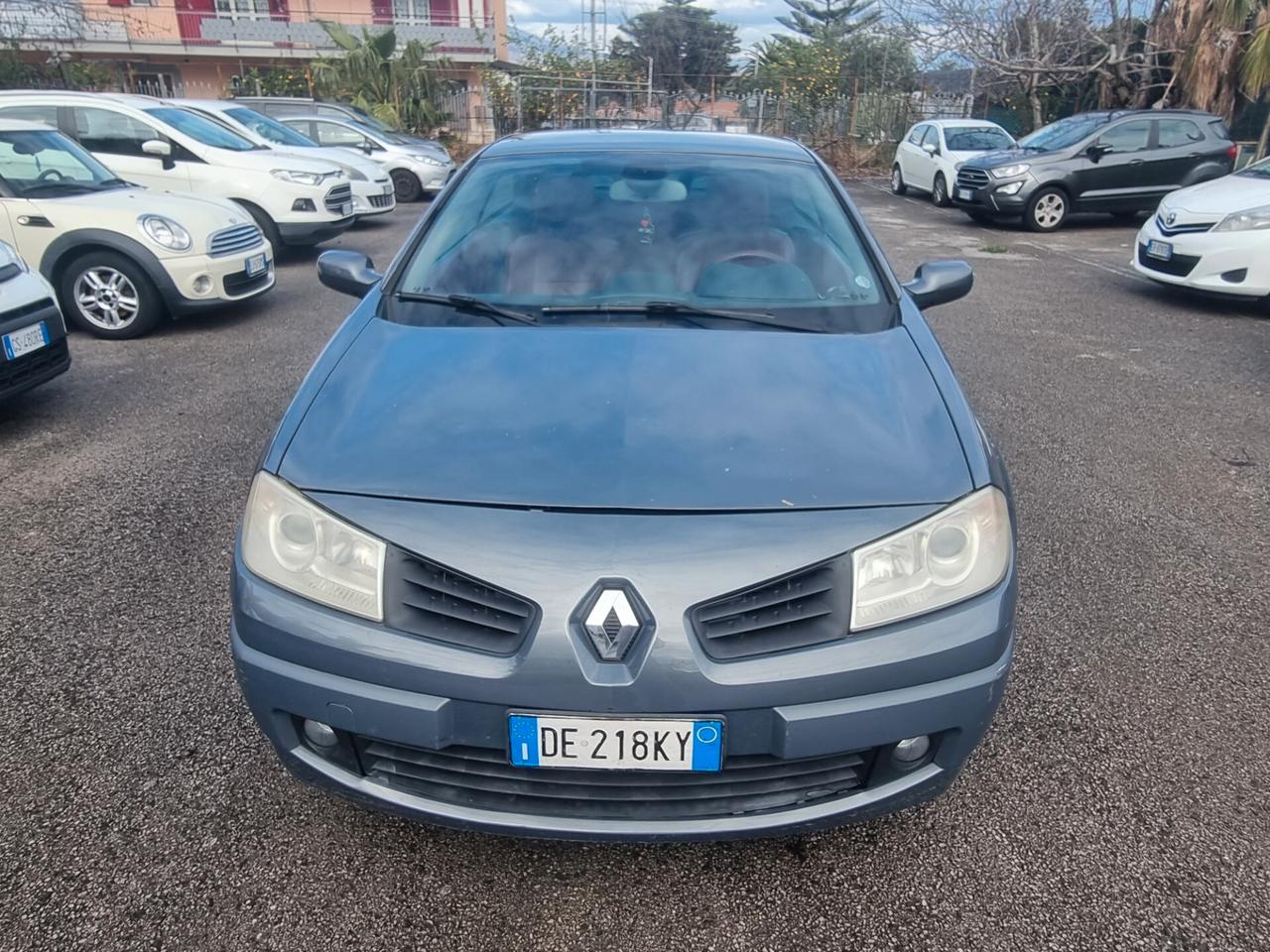 Renault Megane Mégane C-C 1.9 dCi/130CV Luxe