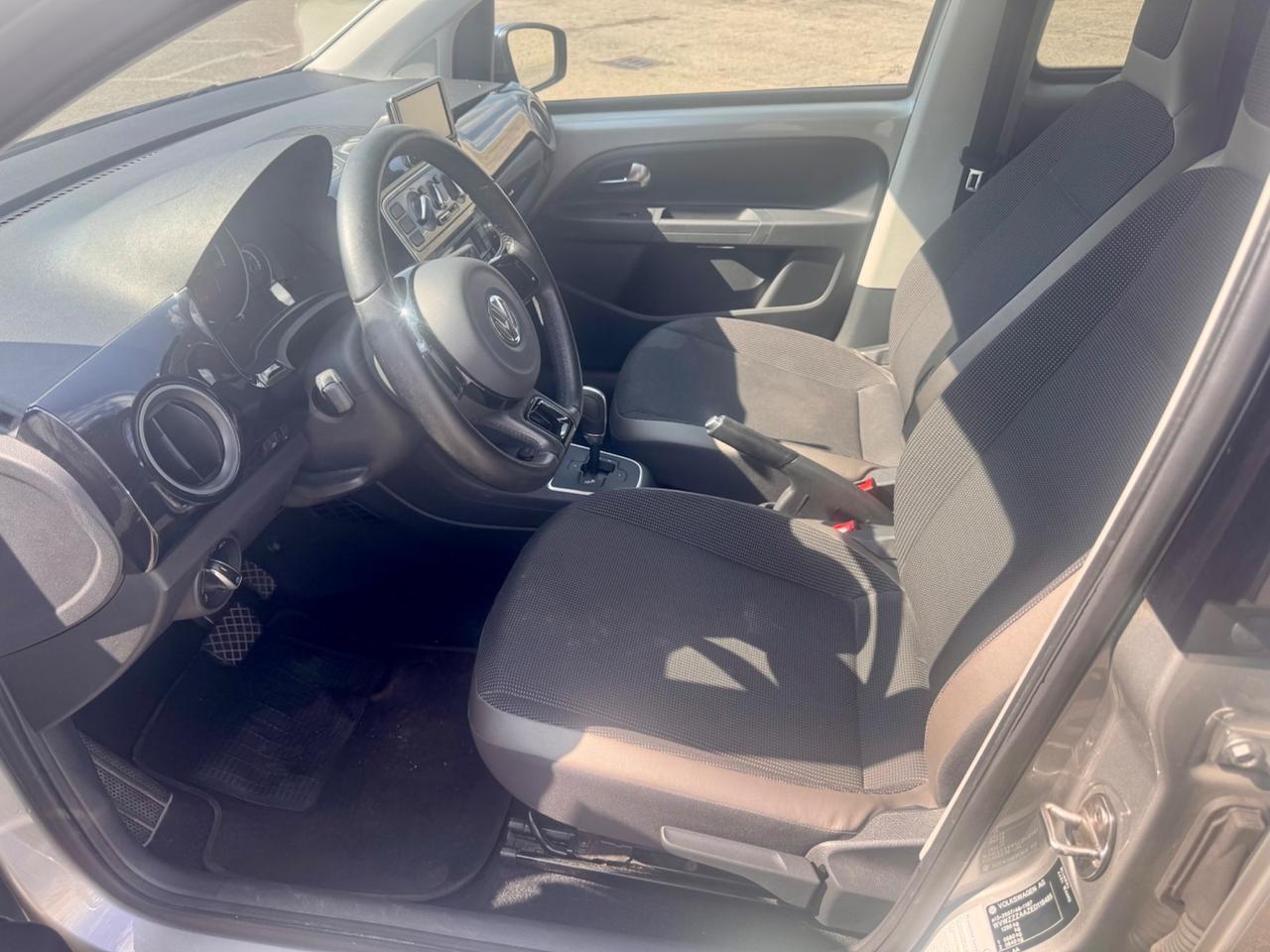 Volkswagen up! 1.0 75 CV 5p. high