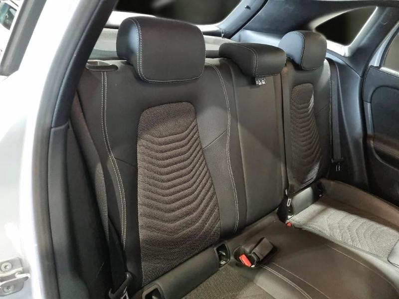MERCEDES-BENZ GLA 200 D AUTO PROG ADVANCED CROSSOVER