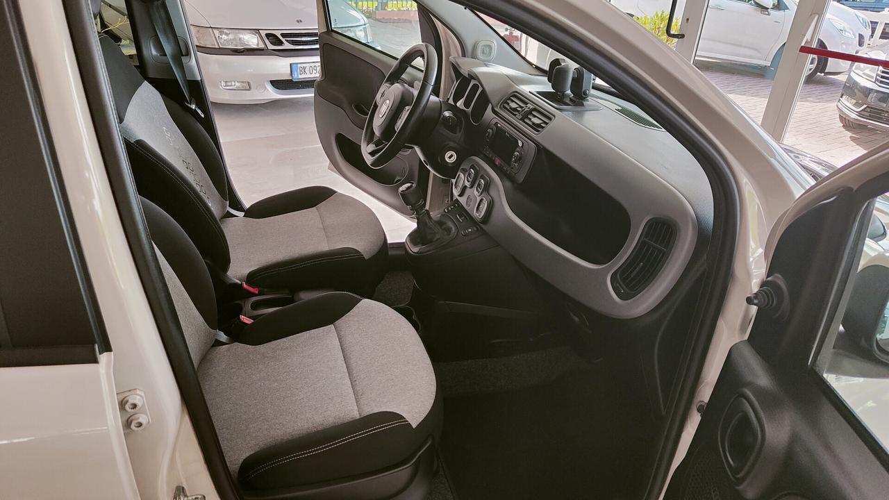 Fiat Panda 1.2 Lounge OK NEO PATENTATI 77.800 KM