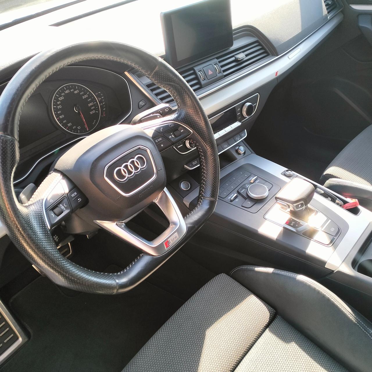 Audi Q5 2.0 TDI quattro S tronic Sport