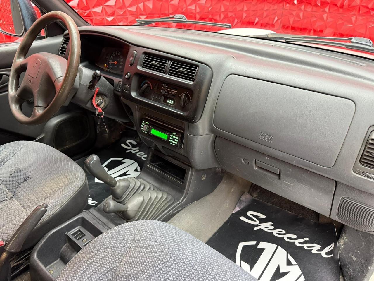 Mitsubishi L200 2.5 TDI 4WD Magnum Club Cab Pick-up