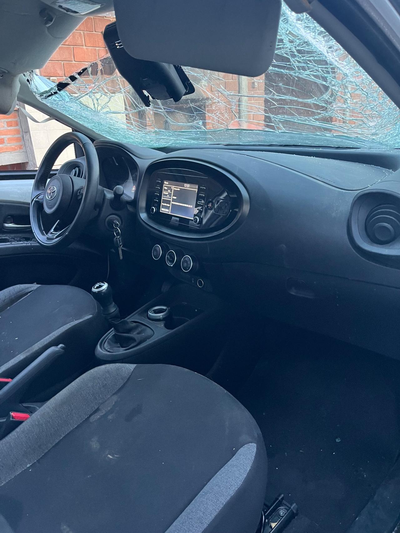 Toyota Aygo X 1.0 2022 40MILA KM INCIDENTATA