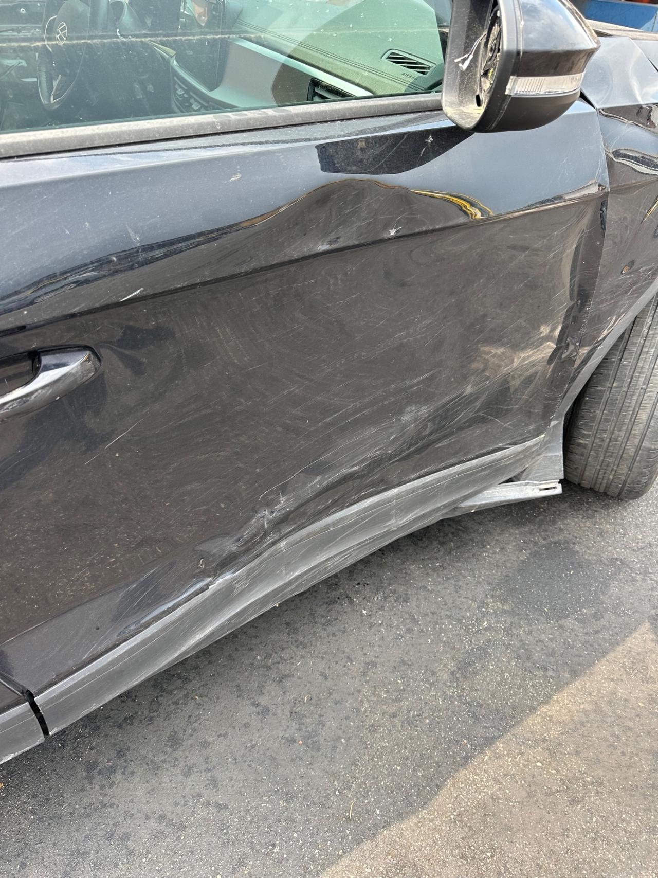 Volkswagen T-Roc 1.5 TSI DSG 150cv SINISTRATA