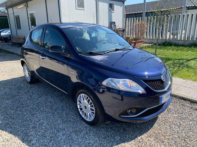 LANCIA Ypsilon 1.2 69 CV 5 porte PLATINUM