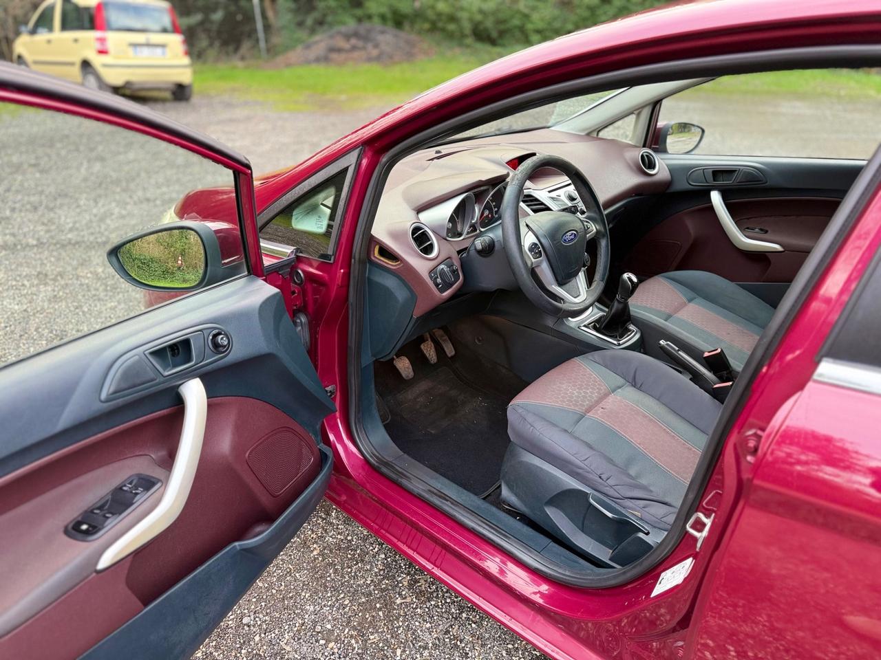 Ford Fiesta 1.2 82 CV 5 porte Titanium