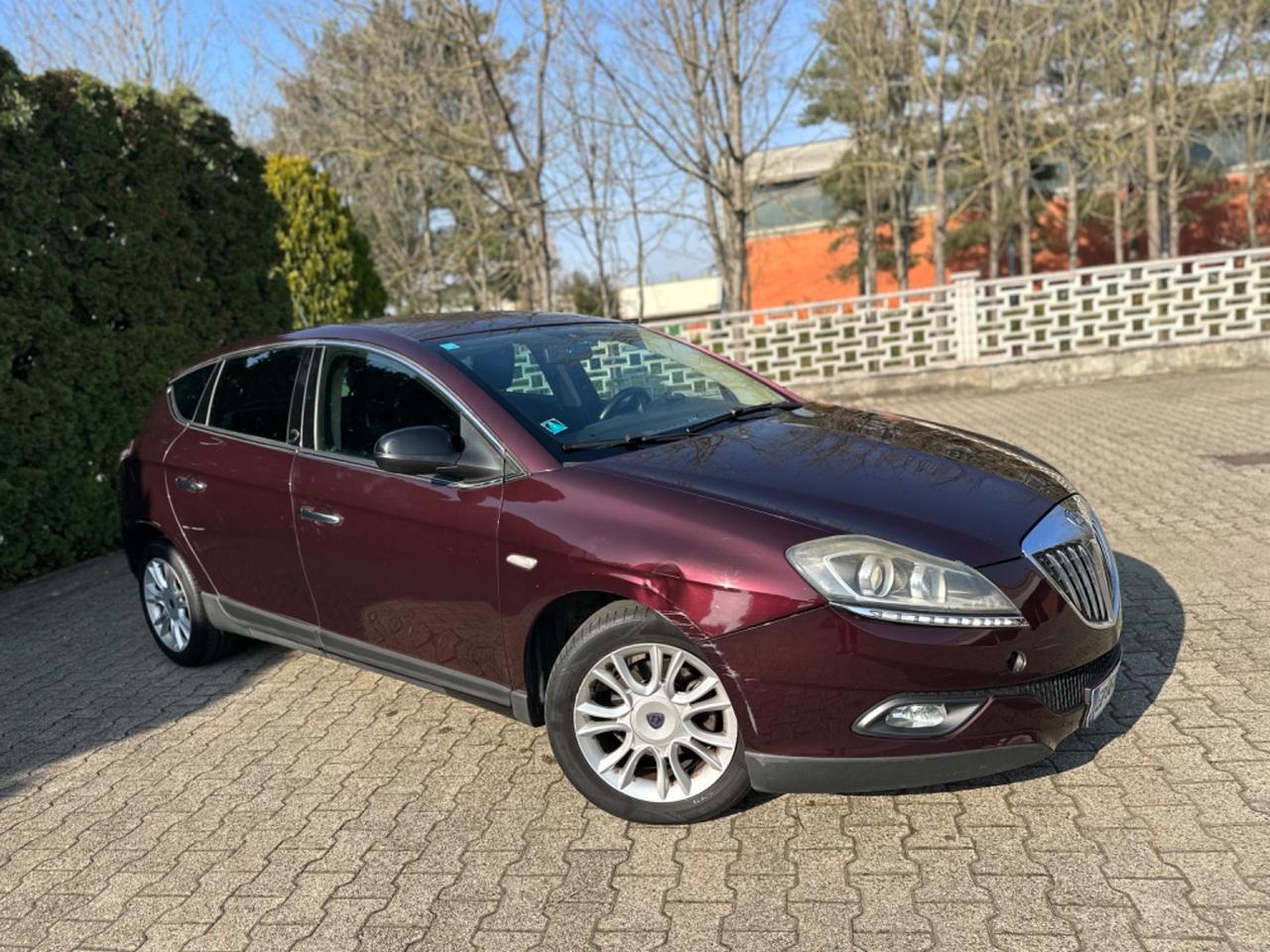 Lancia Delta 1.6 MJT DPF Platino