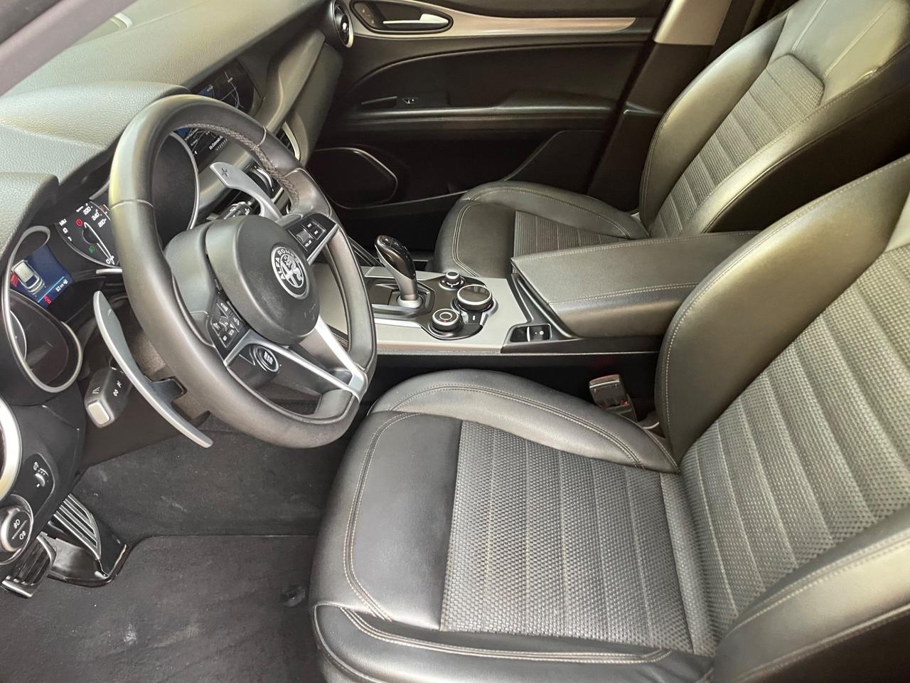 Alfa Romeo Stelvio 2.2 Turbodiesel 190 CV AT8 RWD Executive