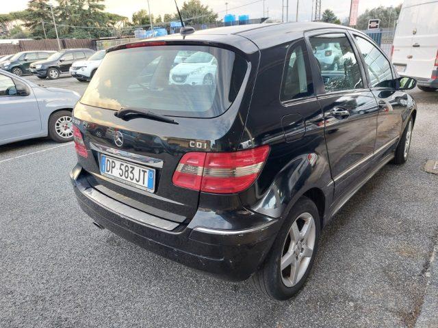 MERCEDES-BENZ B 180 CDI