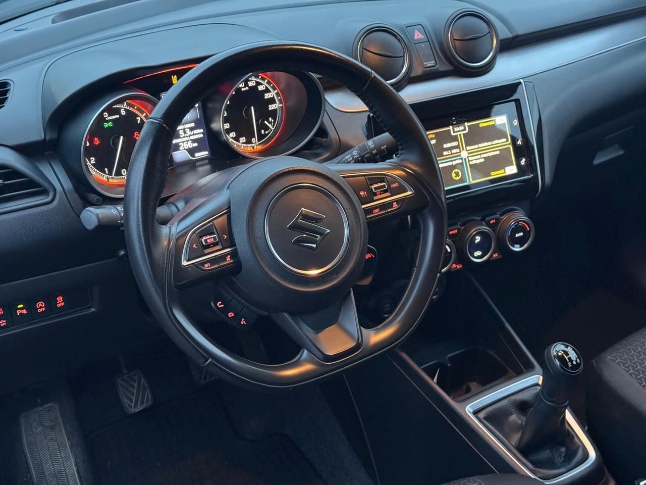 Suzuki Swift 1.2 Hybrid Top