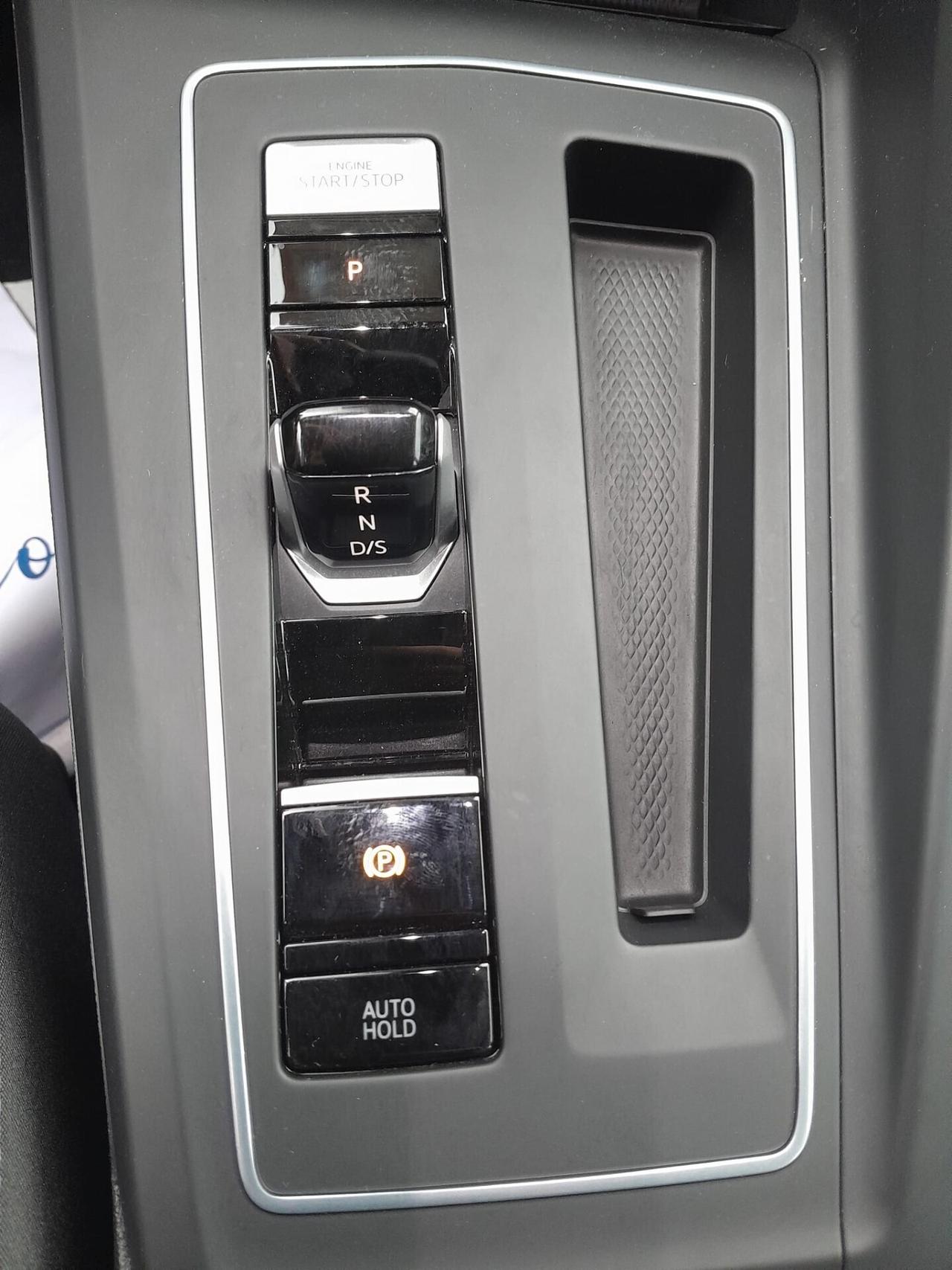 Volkswagen Golf 2.0 TDI 115 CV SCR Life