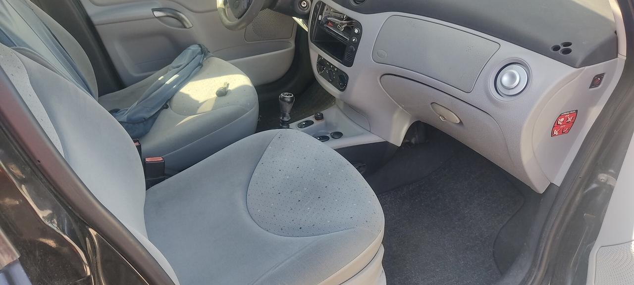 citroen c3 1,4 hdi iniettori rifetti