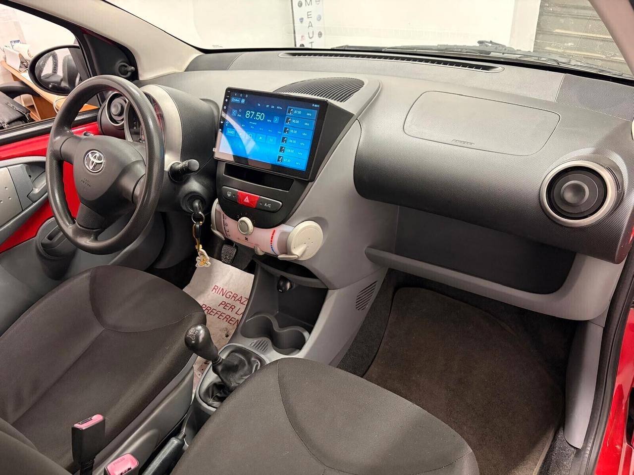 Toyota Aygo 1.0 69Cv 12 MESI DI GARANZIA