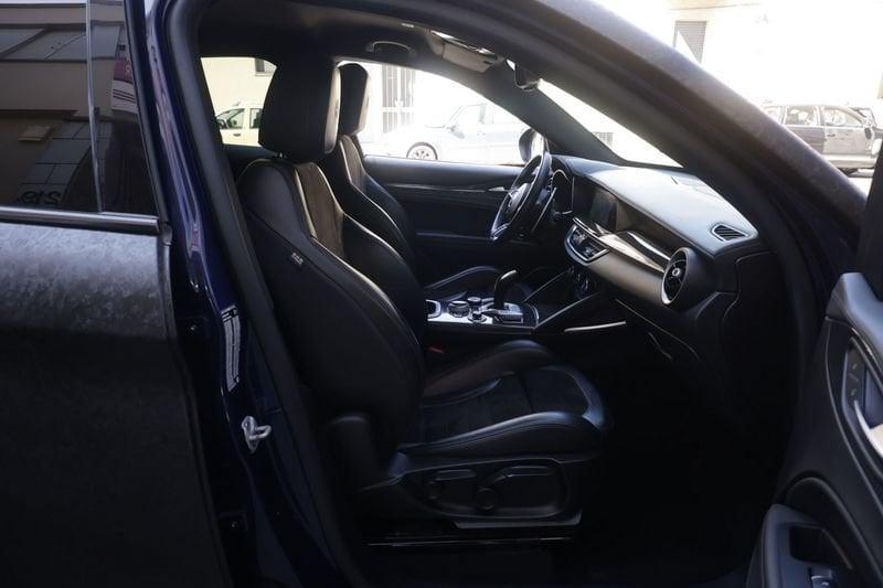 Alfa Romeo Stelvio Alfa Romeo Stelvio 2.9 Bi-Turbo V6 510 CV AT8 Quadrifoglio Unicoproprietario