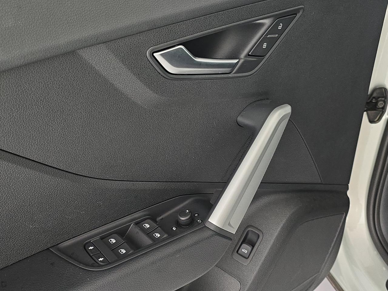 Audi Q2 35 2.0 tdi business advanced s-tronic