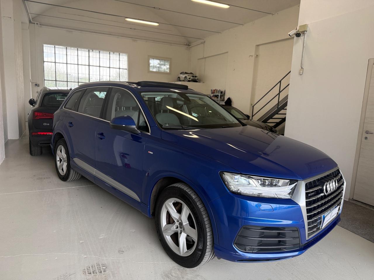 Audi Q7 3.0 tdi Sport Plus quattro tiptronic