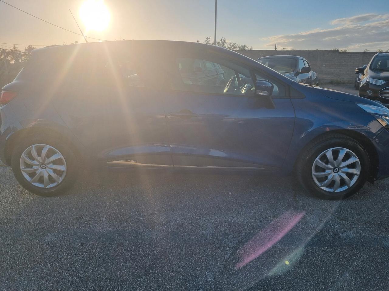 Renault Clio 1.2 75CV 5 porte Life