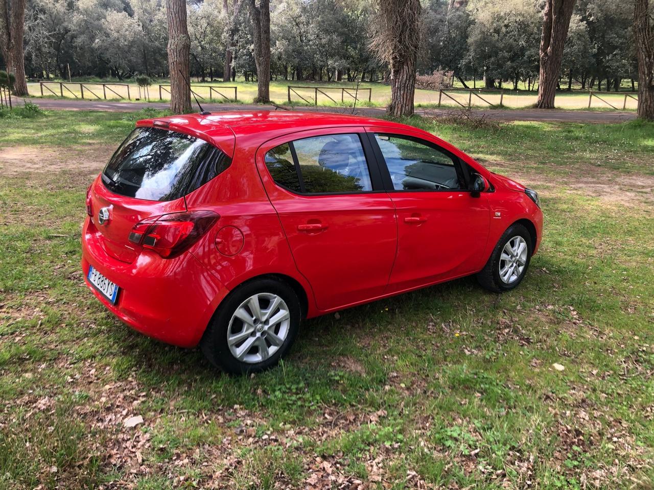 Opel Corsa 1.2 5 porte b-Color