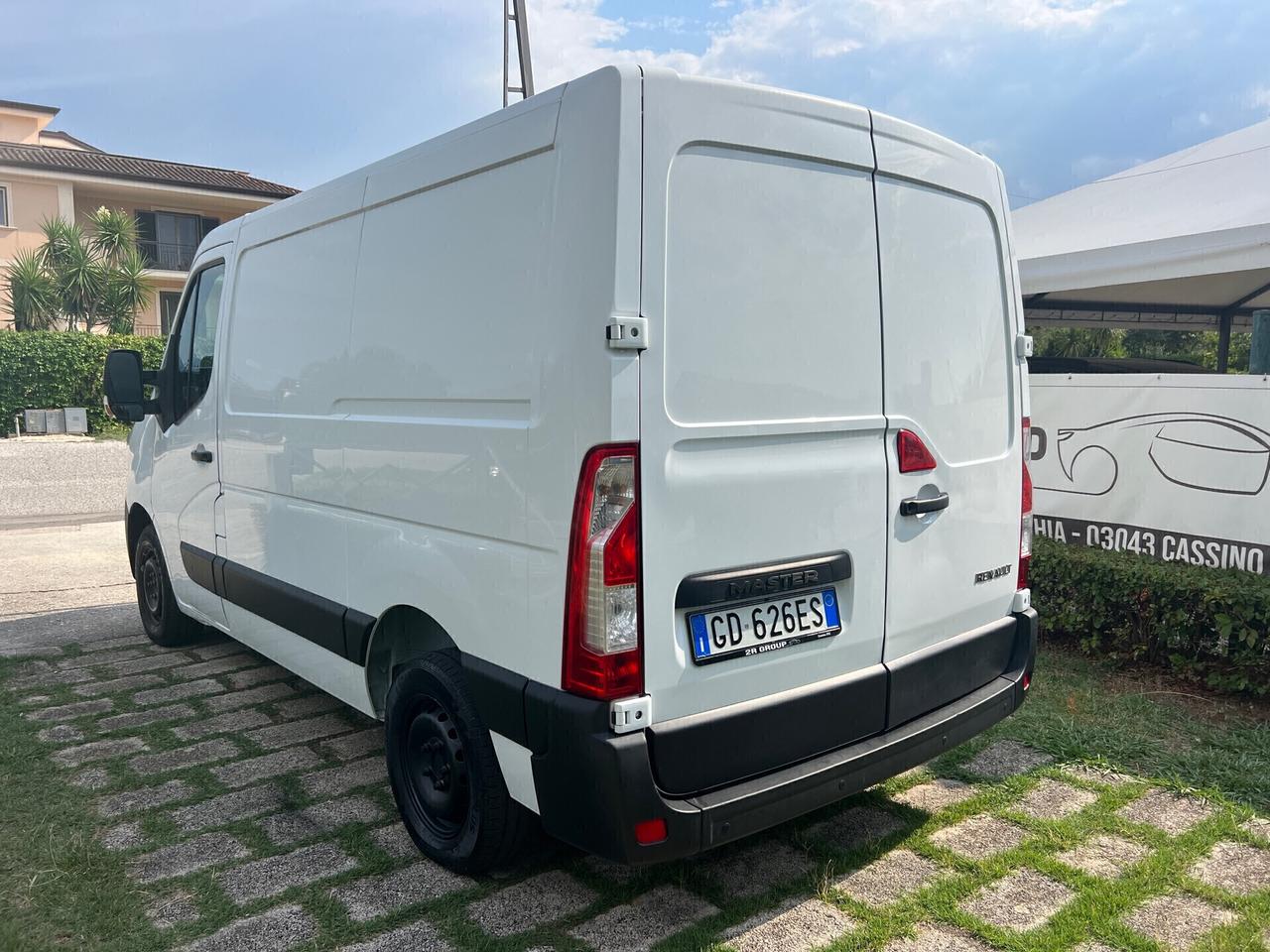 Renault Master T28 2.3dCi 135CV L1-H1-2021"UNIPRO"