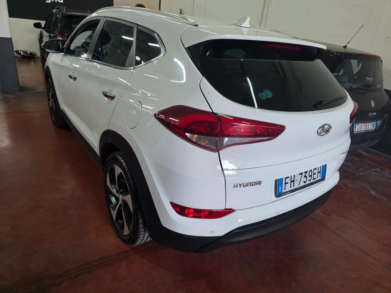 Hyundai Tucson 1.7 CRDi XPossible 115.000 km