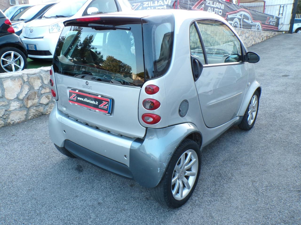 Smart ForTwo 700 coupé (45 kW)