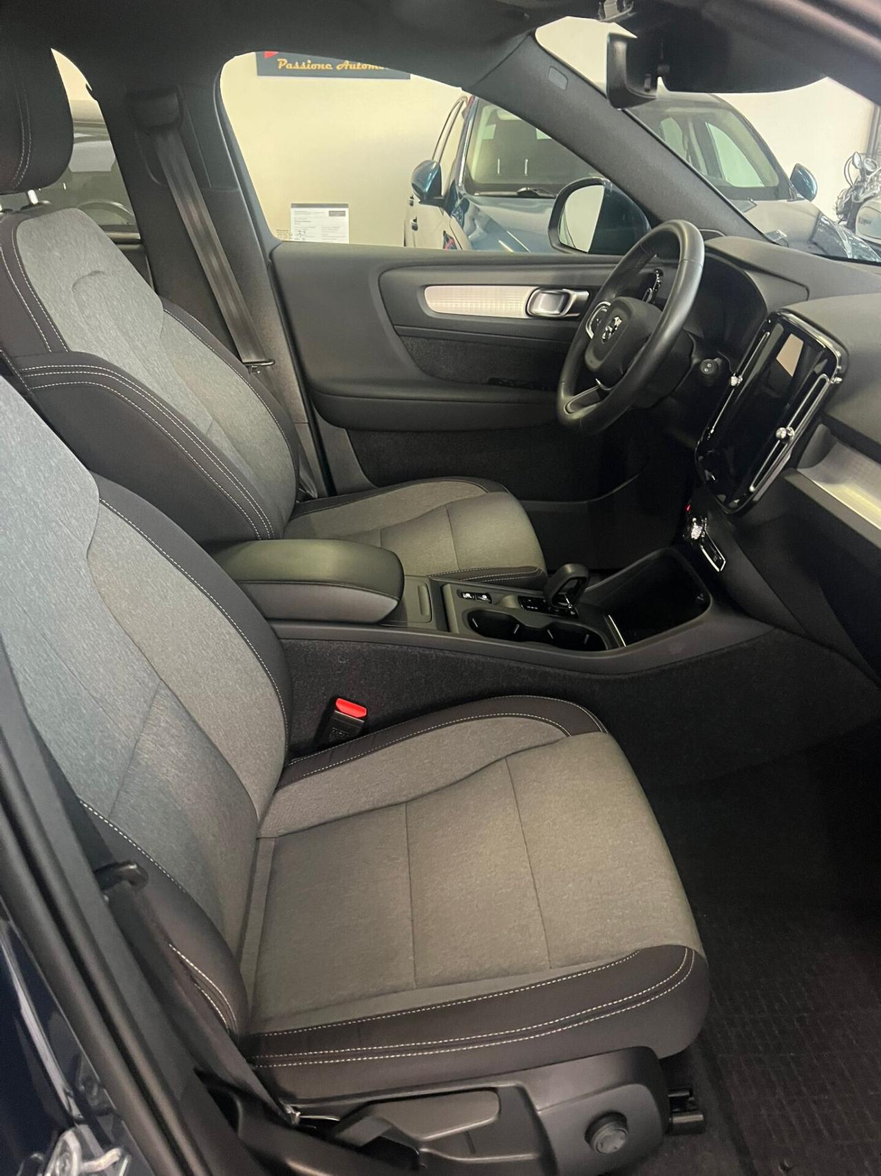 Volvo XC40 T3 Geartronic R-design