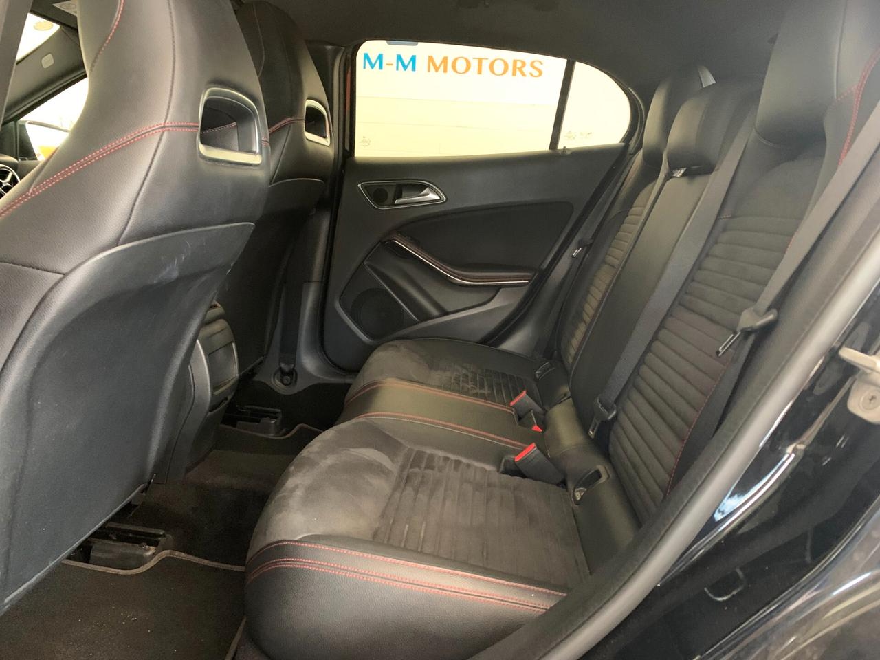 Mercedes-benz GLA 220 d Automatic 4Matic Premium AMG Line