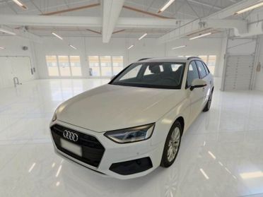 AUDI A4 SW 2.0 TDI S-TRONIC