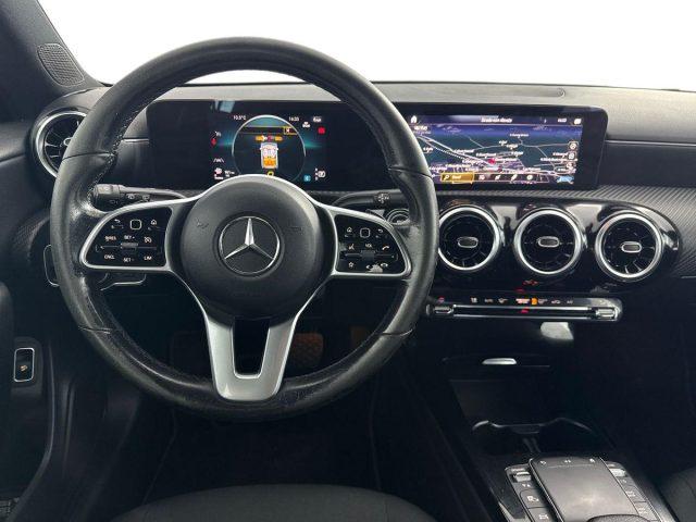 MERCEDES-BENZ CLA 200 d Automatic Shooting Brake Business Extra