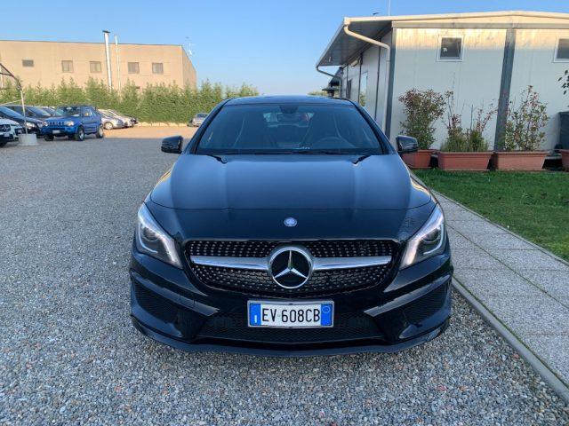 MERCEDES-BENZ CLA 180 Premium