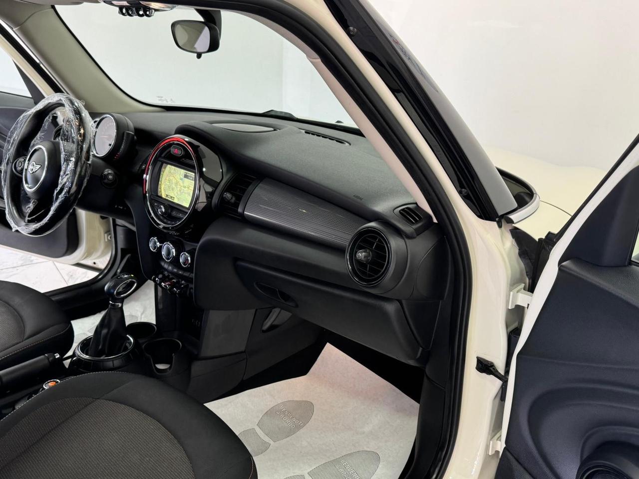 Mini 1.5 Cooper D -5 porte-GARANTITA-TETTO-2017