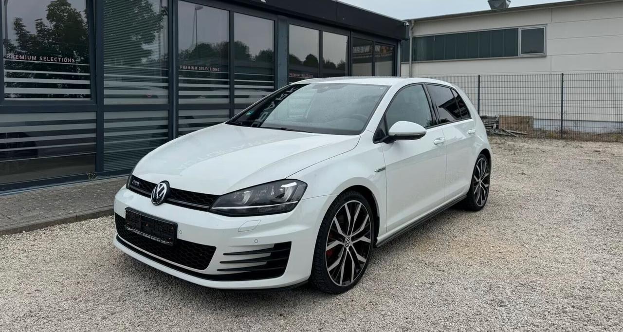 Volkswagen Golf 7 GTD 2.0 TDI 184cv S&S
