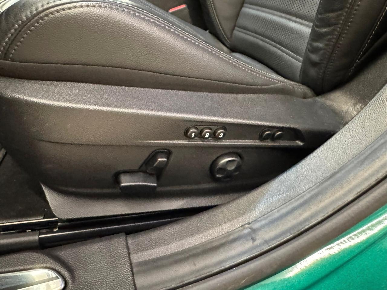 Alfa Romeo Giulia 2.9 V6 Bi-Turbo AT8 Quadrifoglio