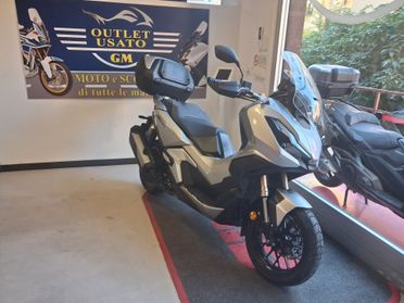 Honda ADV 350 ABS + TCS