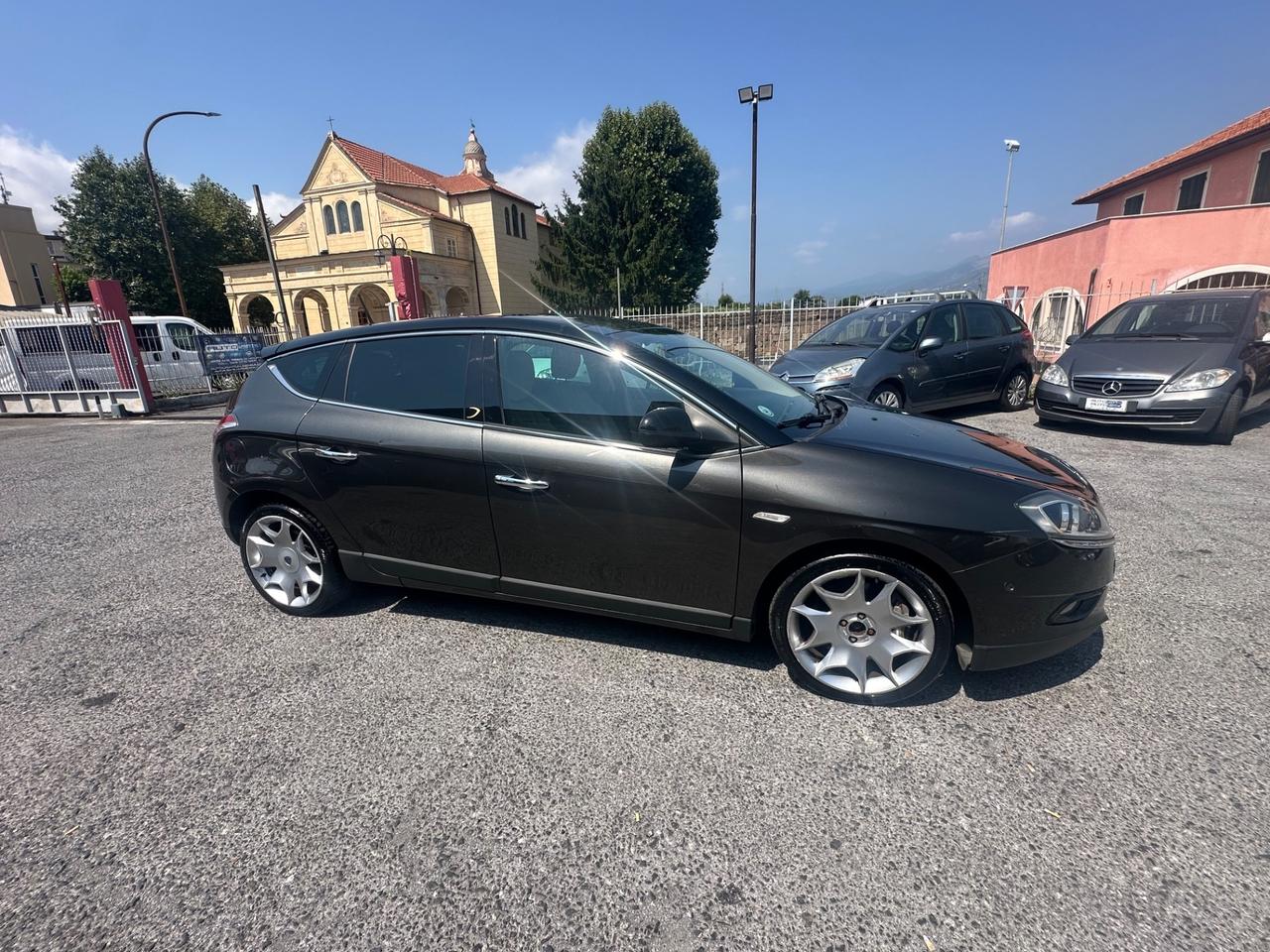 Lancia Delta 1.8 Di Turbo-Jet Sportronic Executive