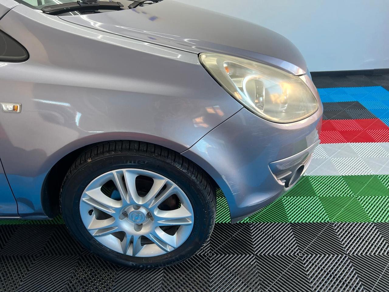 Opel Corsa 1.2 80CV Benzina - Ok Neopatentati