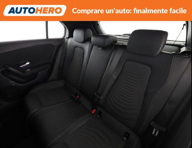 MERCEDES-BENZ A 180 d Automatic Business