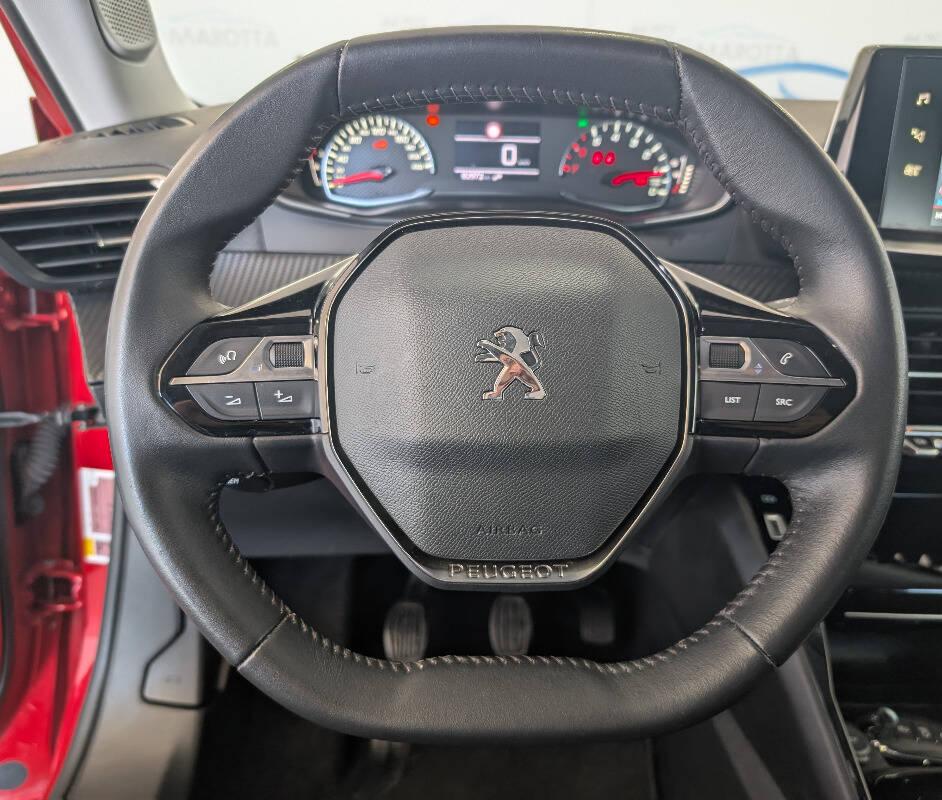 Peugeot 2008 1.5 bluehdi Allure Pack s&s 110cv